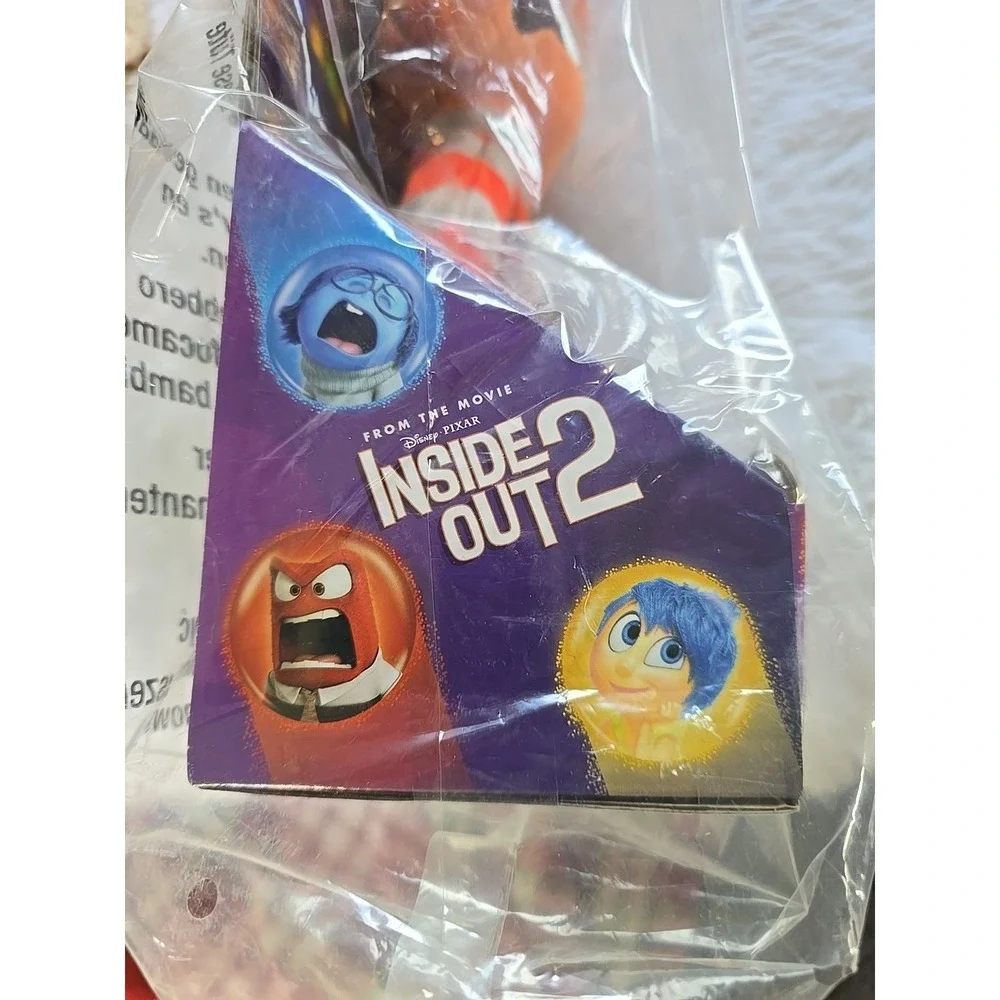 Just Play 45514 Disney and Pixar Inside Out 2 Shaking with Anxiety Feature Plush